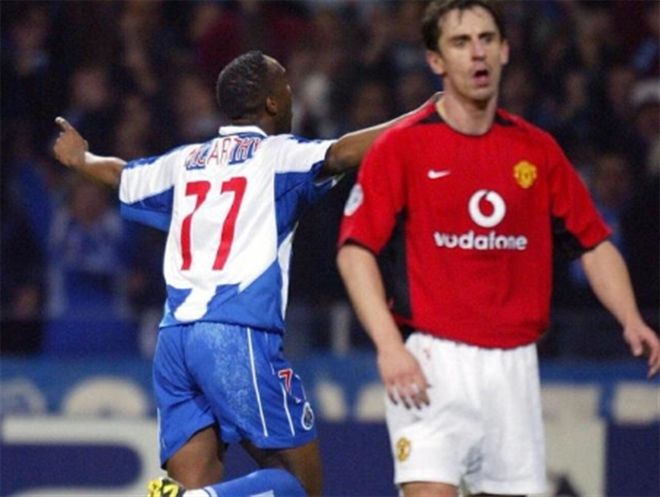 赛中错失良 赛中错失良